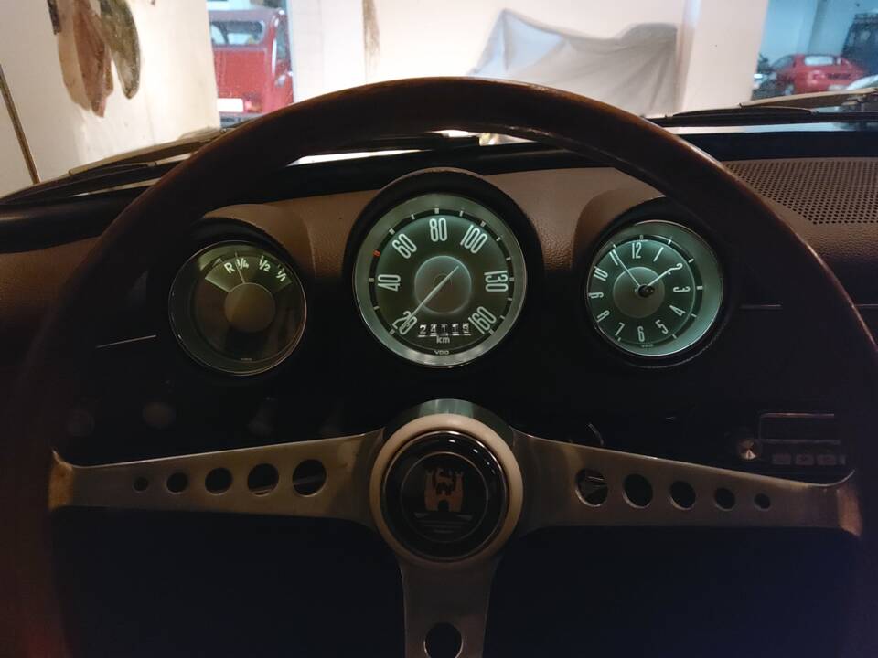 Image 33/73 of Volkswagen 1500 S (1964)
