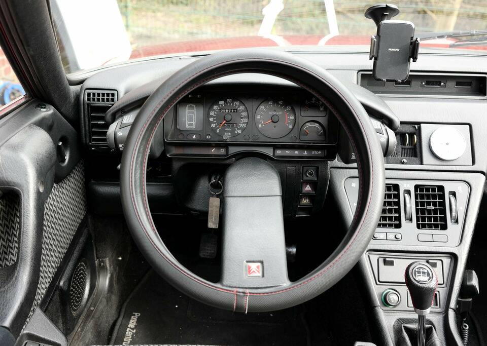 Imagen 2/8 de Citroën CX 25 GTI (1987)