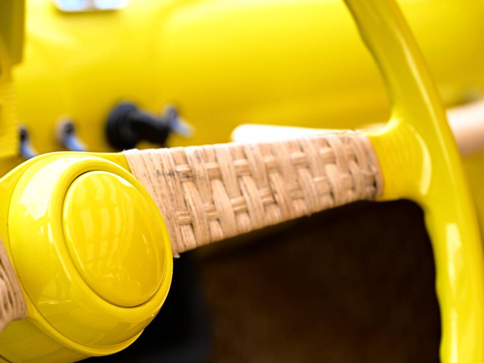 Image 12/45 of FIAT Ghia 500 Jolly (1971)