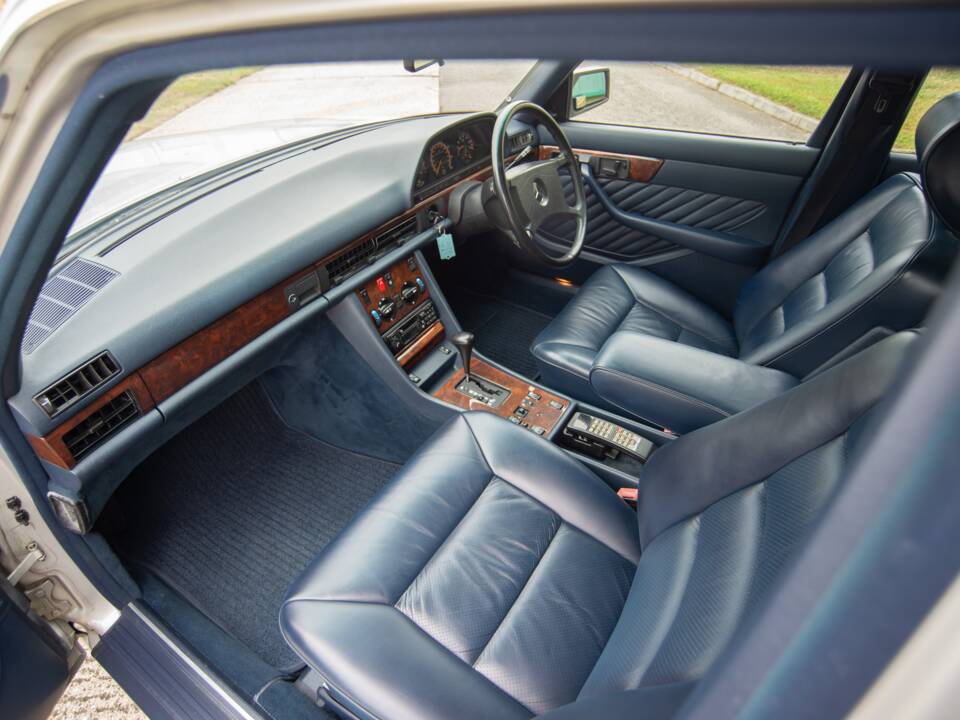 Bild 12/28 von Mercedes-Benz 500 SE (1988)