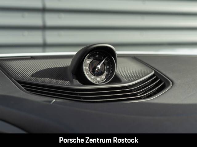 Obraz 8/31 pojazdu Porsche Taycan 4S Sport Turismo (2026)
