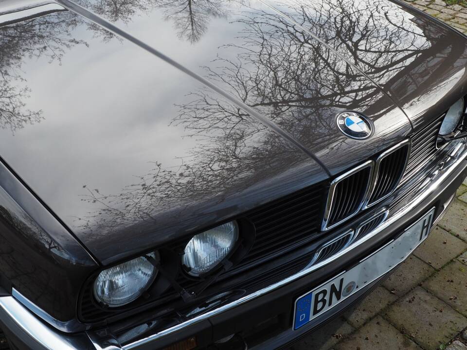 Imagen 13/40 de BMW 325i (1986)