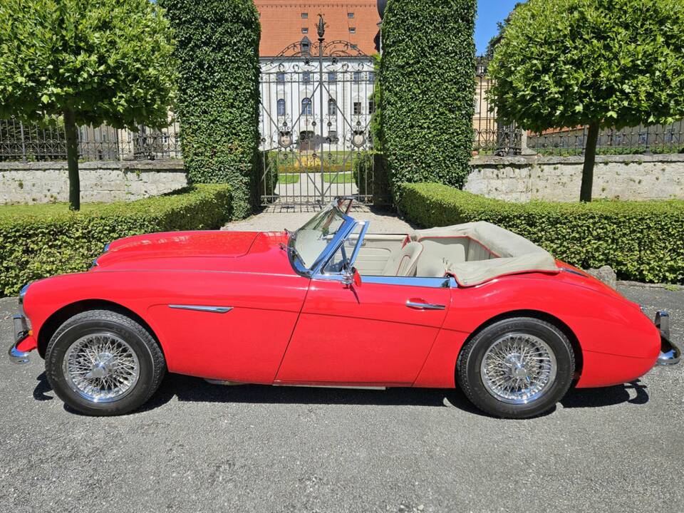 Image 3/8 of Austin-Healey 3000 Mk II (BJ7) (1962)