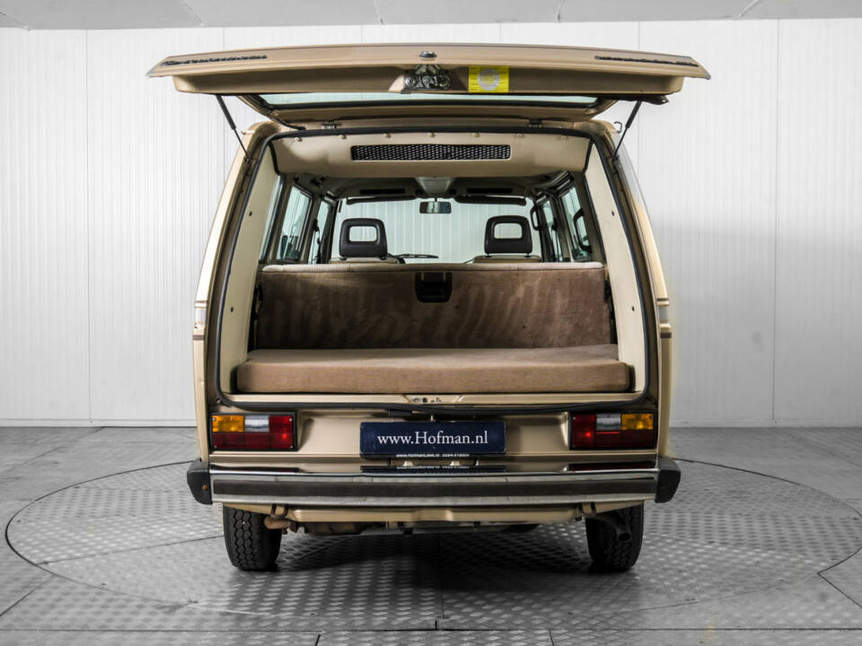 Bild 37/50 von Volkswagen T3 Caravelle GL 1.9 (1986)