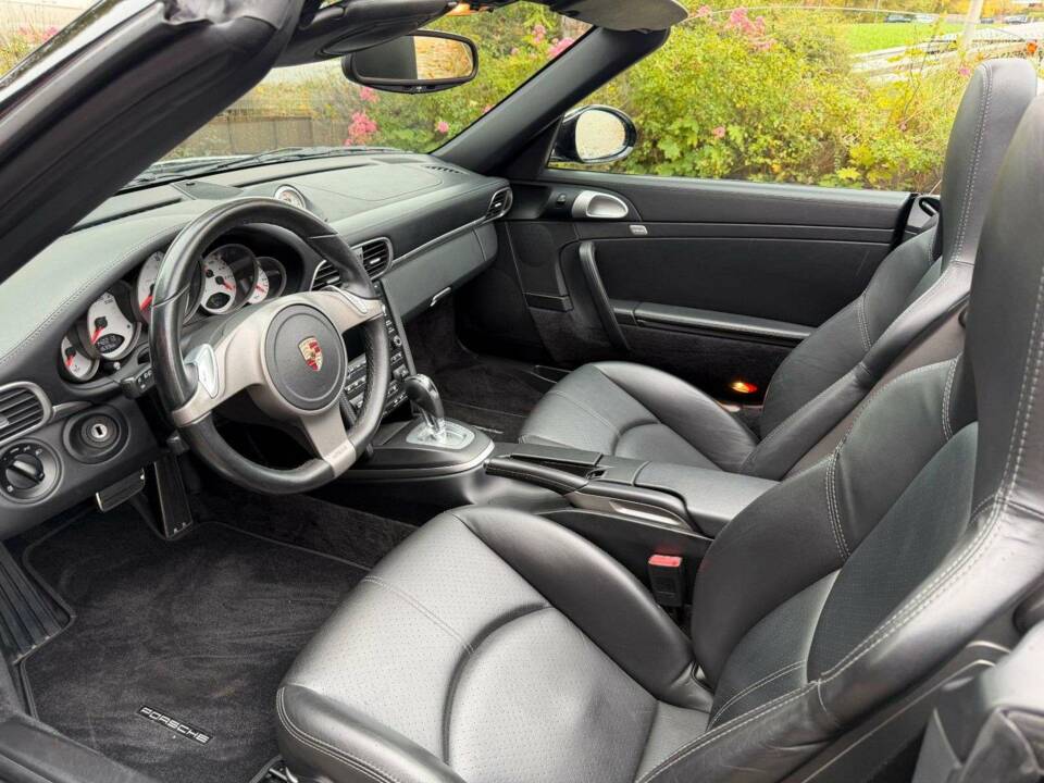 Bild 12/15 von Porsche 911 Carrera 4S (2010)
