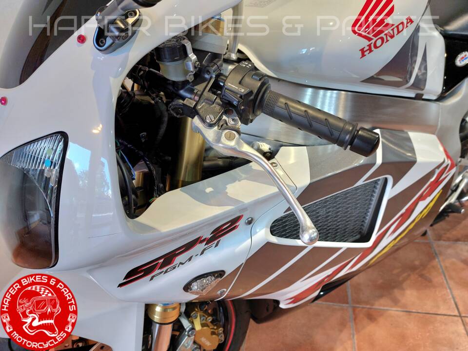 Imagen 30/41 de Honda DUMMY (2004)