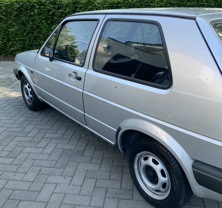 Image 4/8 of Volkswagen Golf Mk II 1.3 (1984)