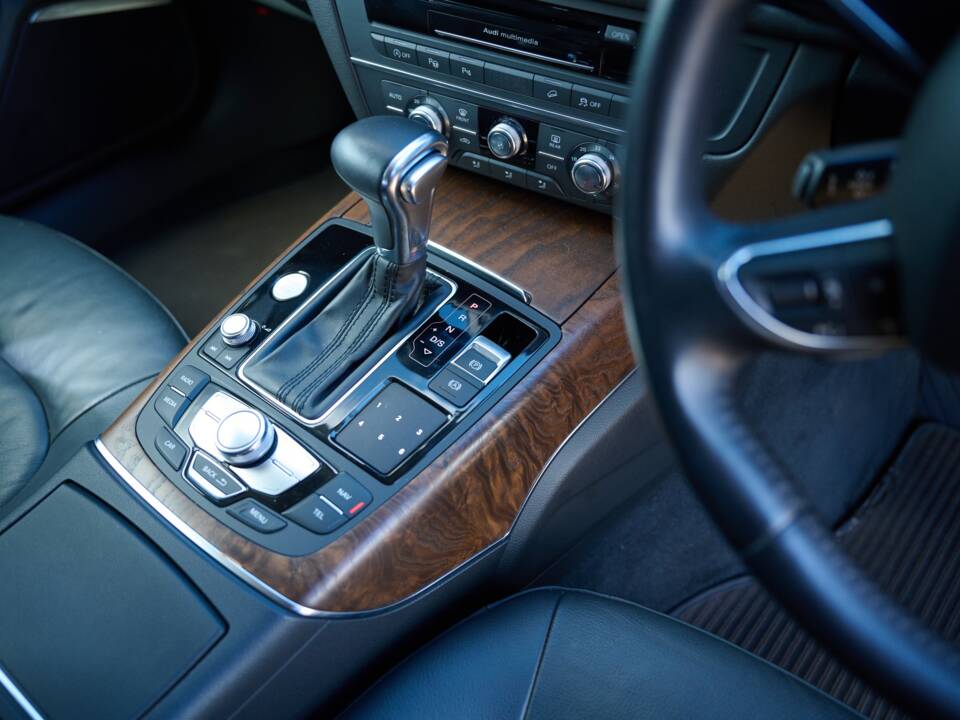 Imagen 37/50 de Audi A6 3.0 TDI allroad quattro (2012)