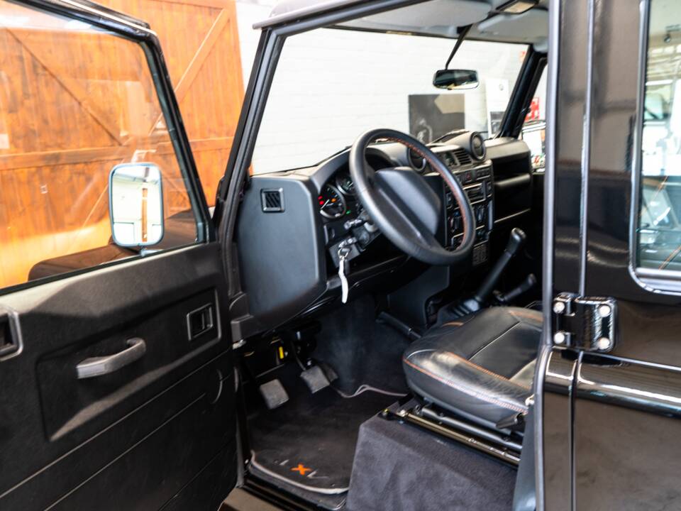 Bild 30/30 von Land Rover Defender 110 (2013)