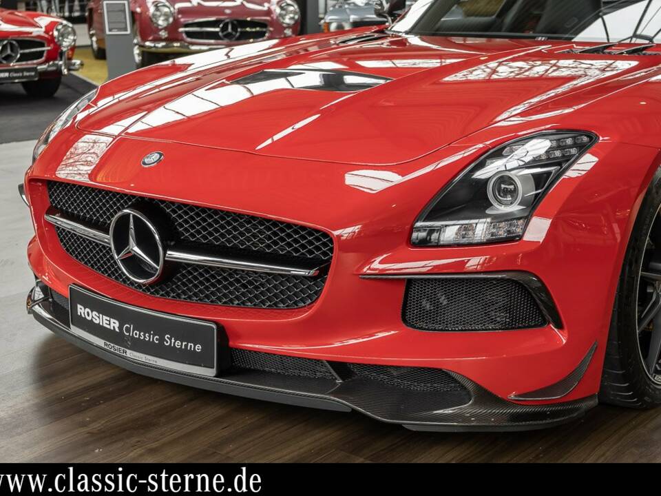 Immagine 10/15 di Mercedes-Benz SLS AMG Black Series (2014)