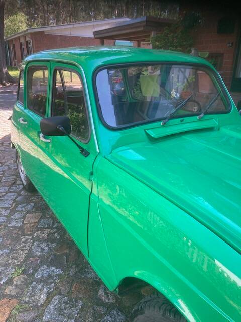 Imagen 2/6 de Renault R 12 L (1977)