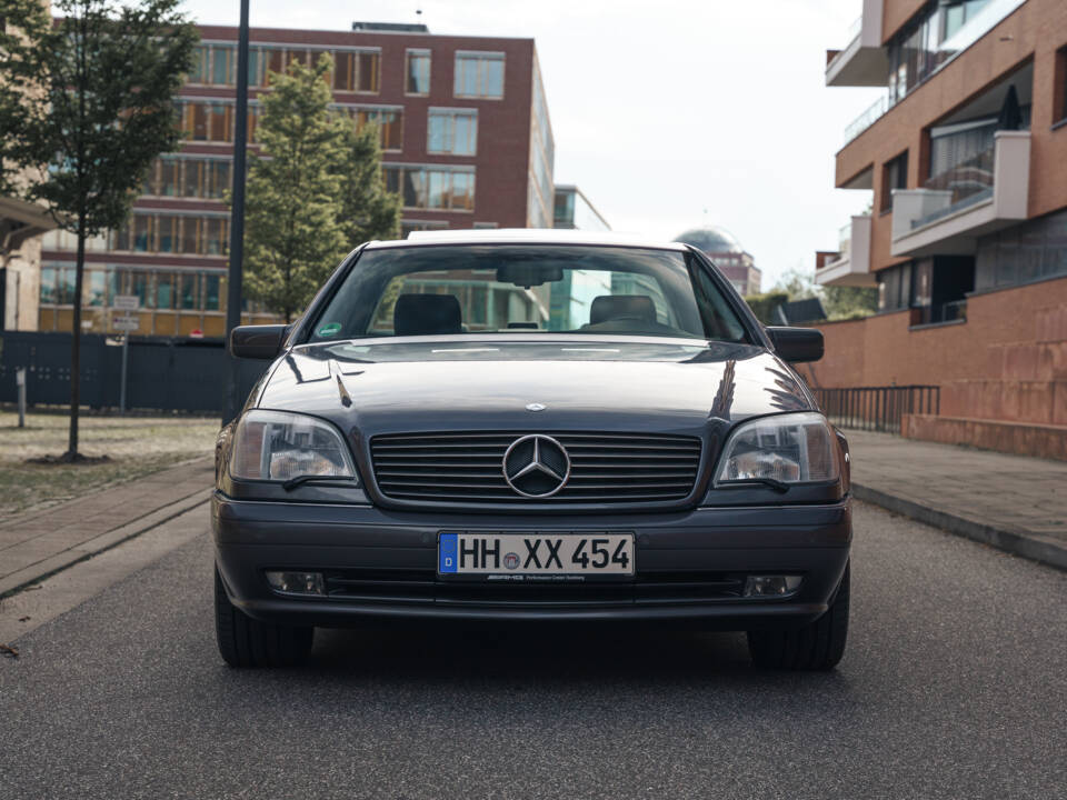 Image 15/27 of Mercedes-Benz CL 420 (1996)