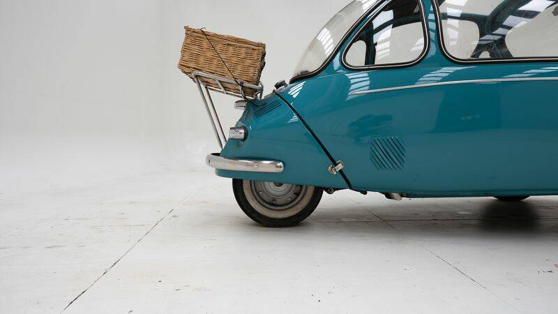 Image 13/15 of Heinkel Kabine 150 (1958)