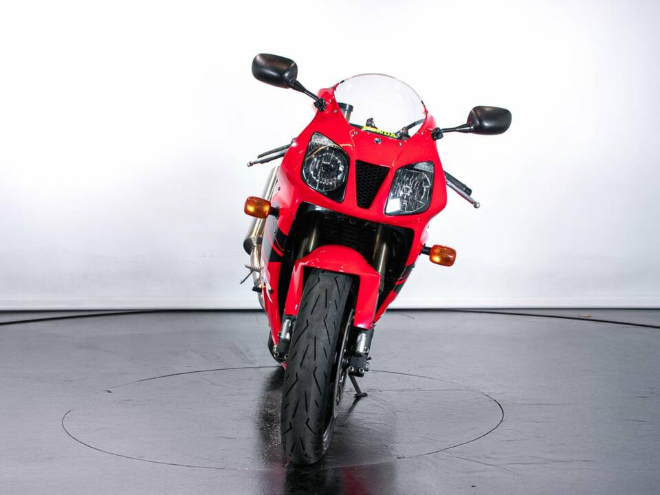 Bild 6/42 von Honda DUMMY (2000)