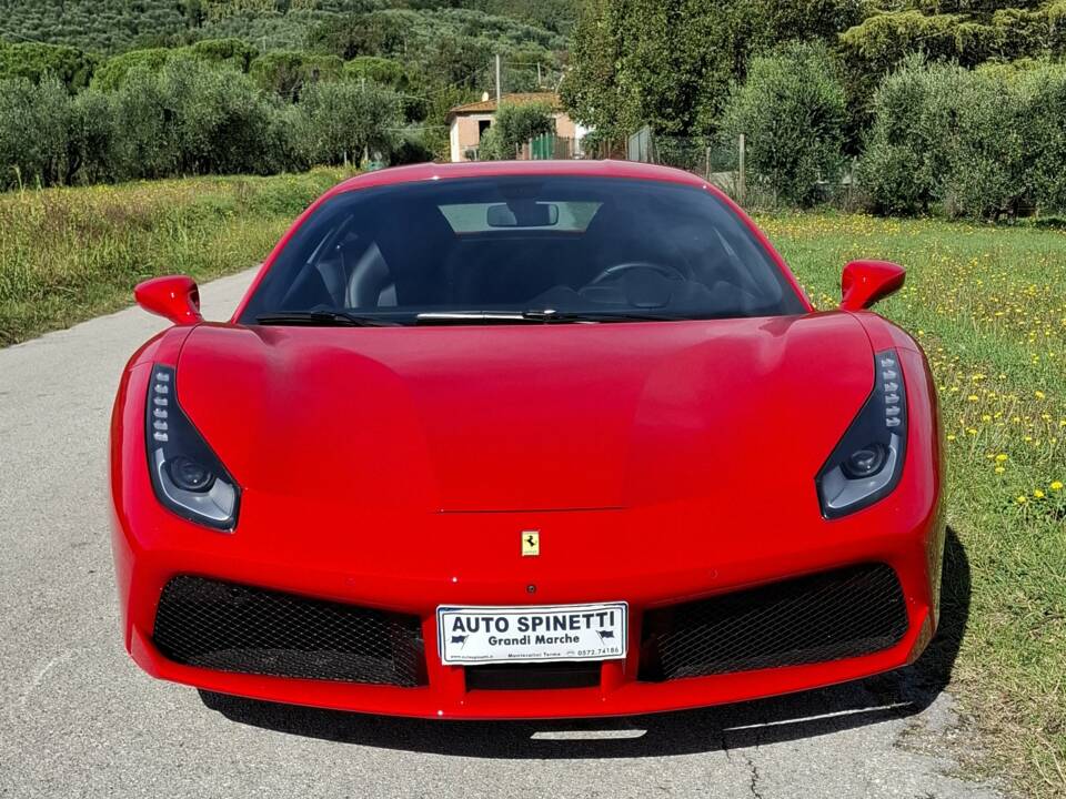 Bild 4/9 von Ferrari 488 GTB (2017)