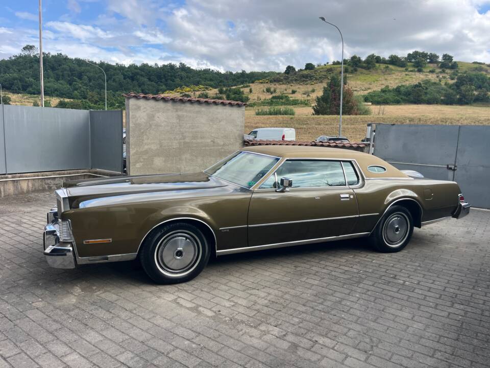 Afbeelding 2/24 van Lincoln Continental Mark IV (1974)