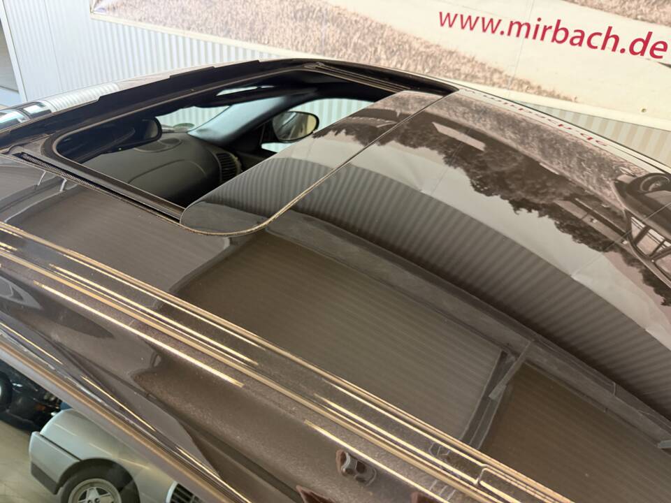 Bild 13/18 von Porsche 911 Carrera 4S (2003)