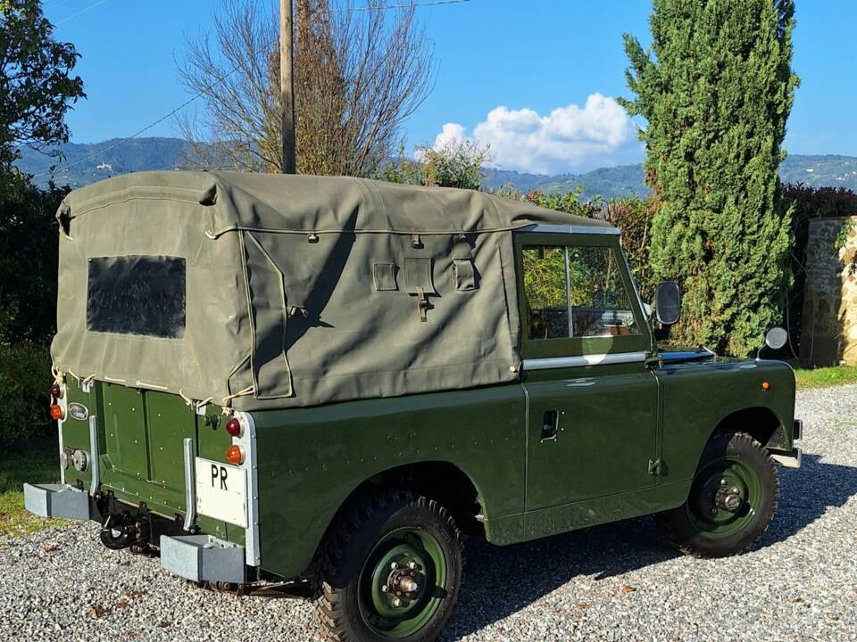Bild 27/33 von Land Rover 88 (1965)
