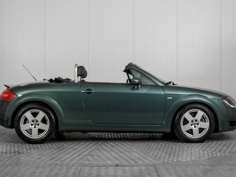 Image 37/50 de Audi TT 1.8 T (2001)