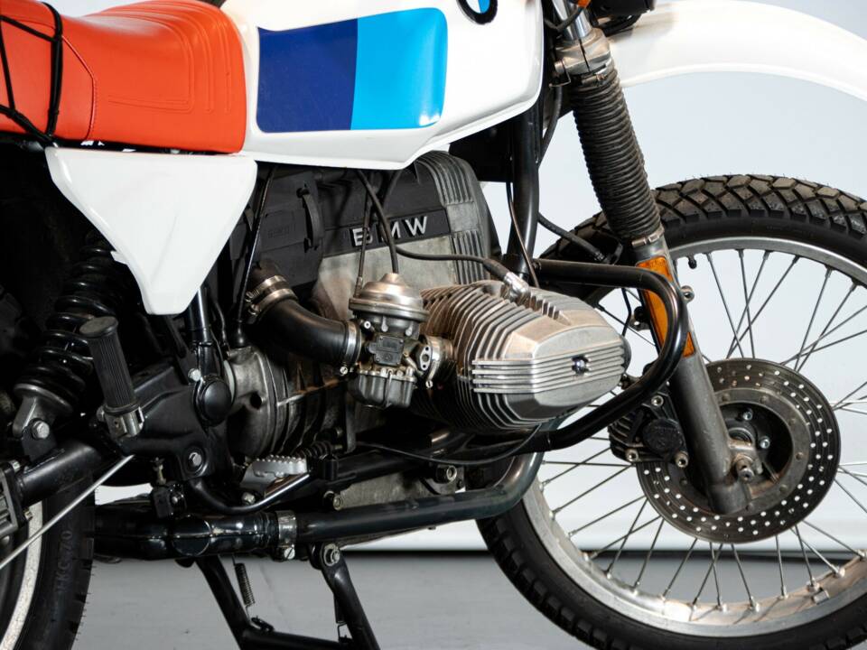 Image 11/50 of BMW R 80 GS (1983)