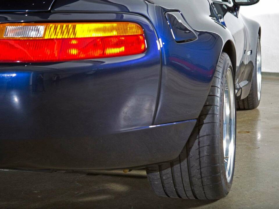 Imagen 6/20 de Porsche 928 GT (1991)