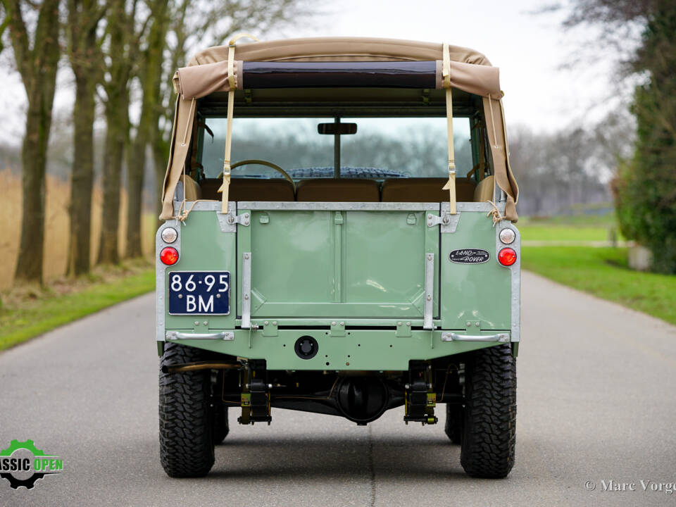 Bild 56/72 von Land Rover 88 (1966)