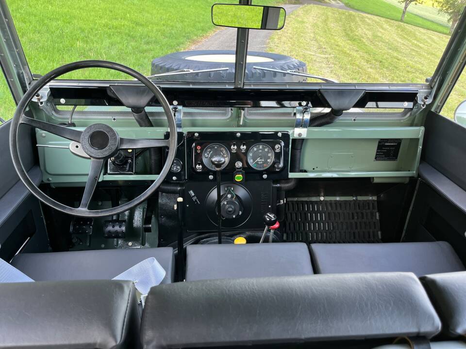 Imagen 48/99 de Land Rover 109 (1970)