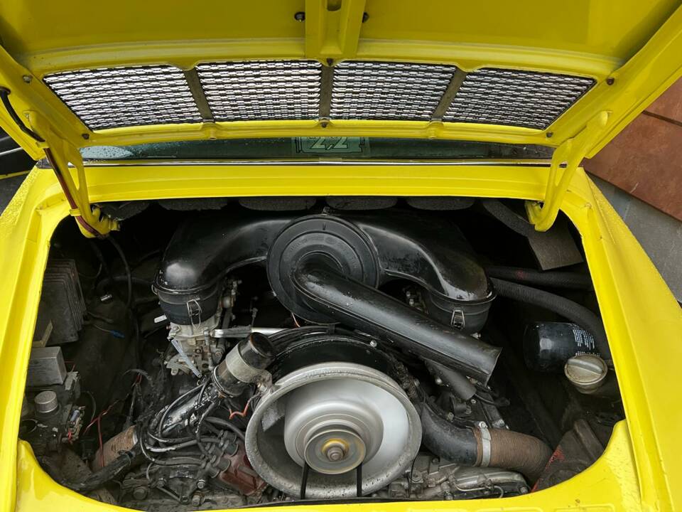 Image 42/46 of Porsche 911 2.2 T (1969)
