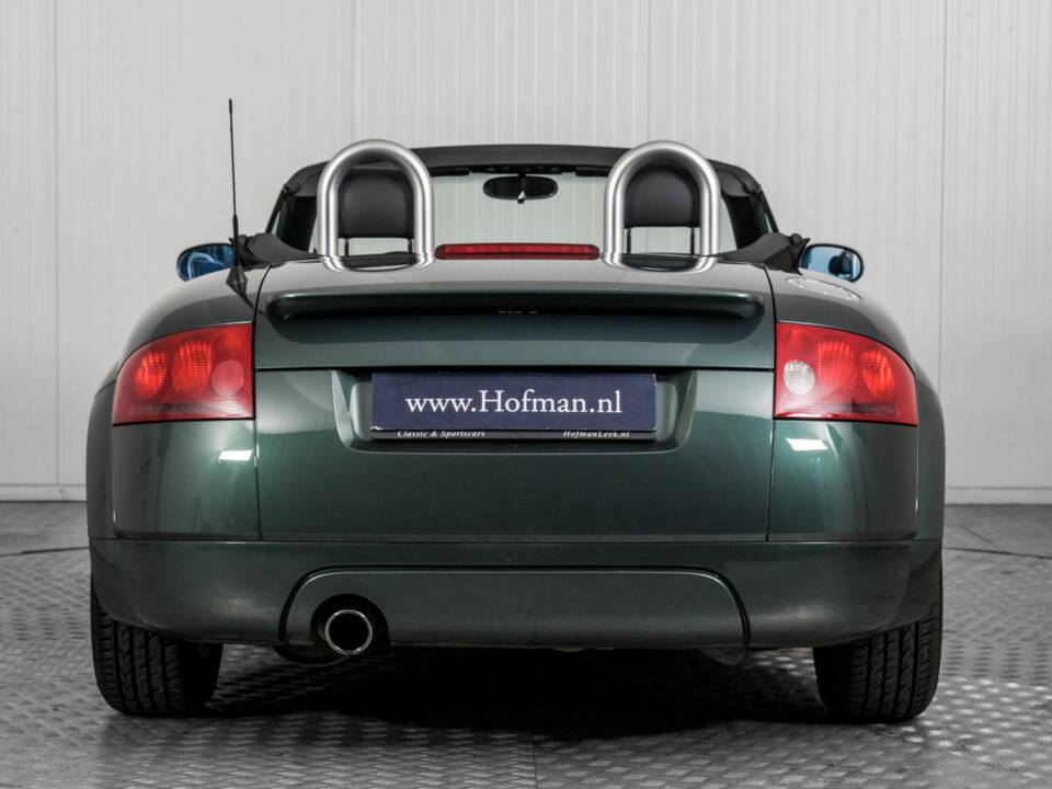 Immagine 26/50 di Audi TT 1.8 T (2001)