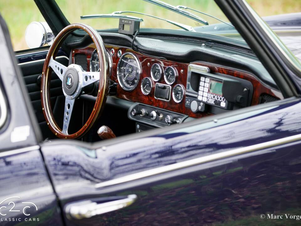 Image 10/45 of Triumph TR 4A (1966)