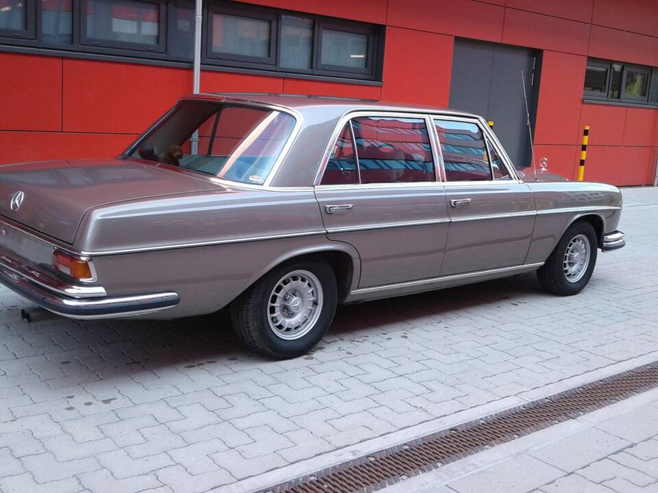 Bild 6/30 von Mercedes-Benz 300 SEL 3.5 (1971)