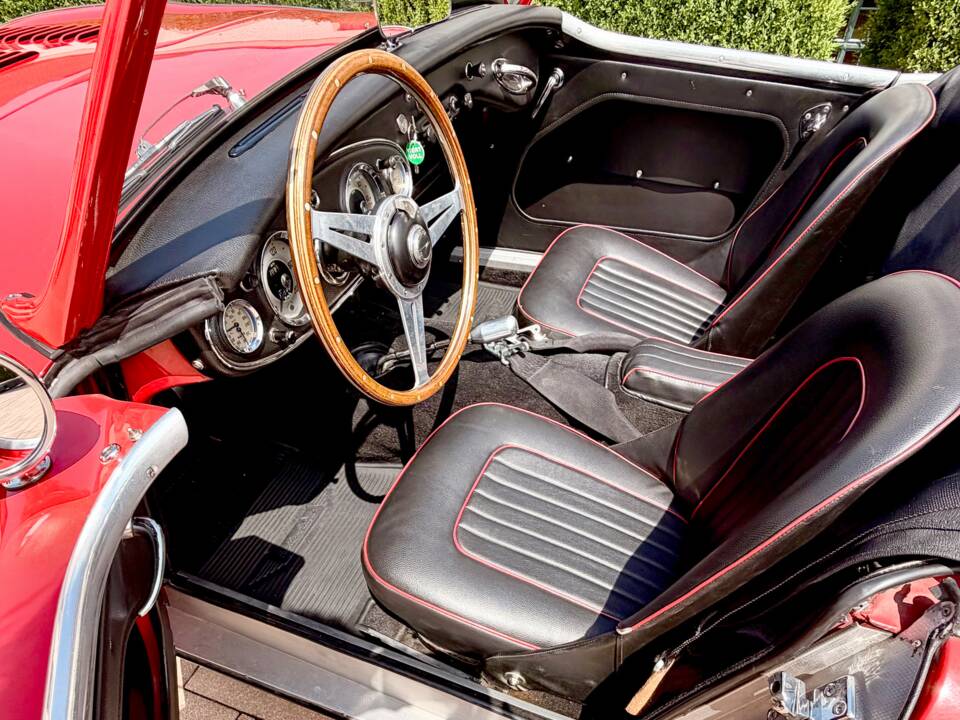 Image 9/15 de Austin-Healey 3000 Mk II (BN7) (1962)