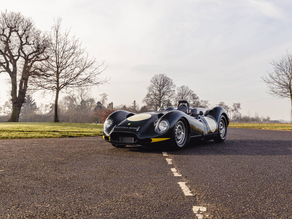 Imagen 11/29 de Lister Knobbly (2021)