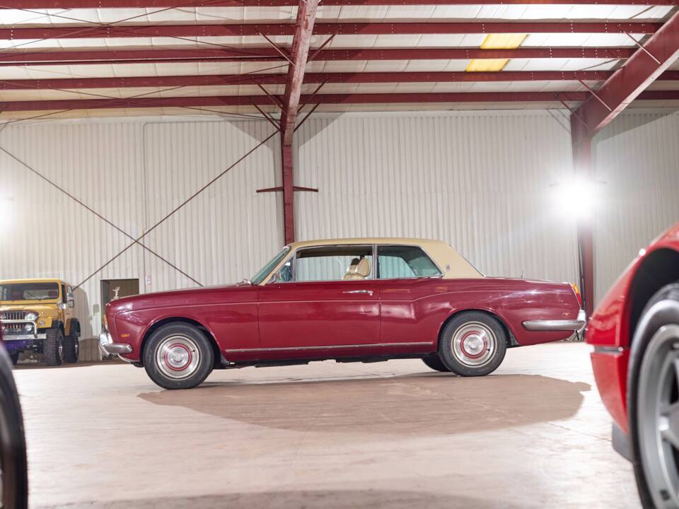 Image 12/62 of Rolls-Royce Silver Shadow I (1969)