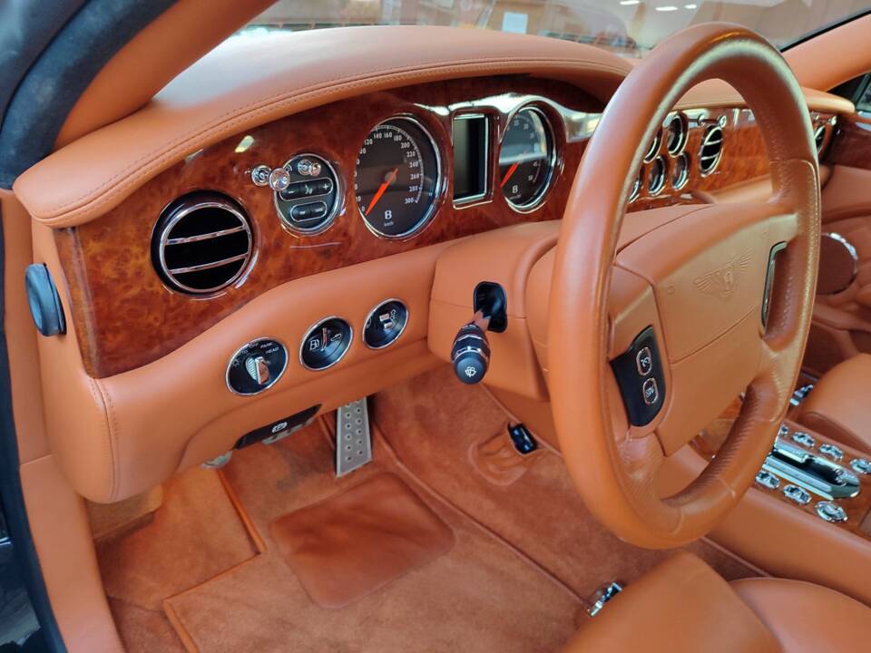 Immagine 19/19 di Bentley Brooklands (2008)