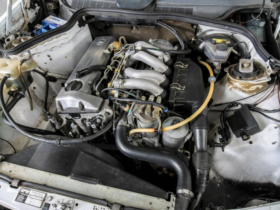 Bild 37/50 von Mercedes-Benz 190 D (1986)