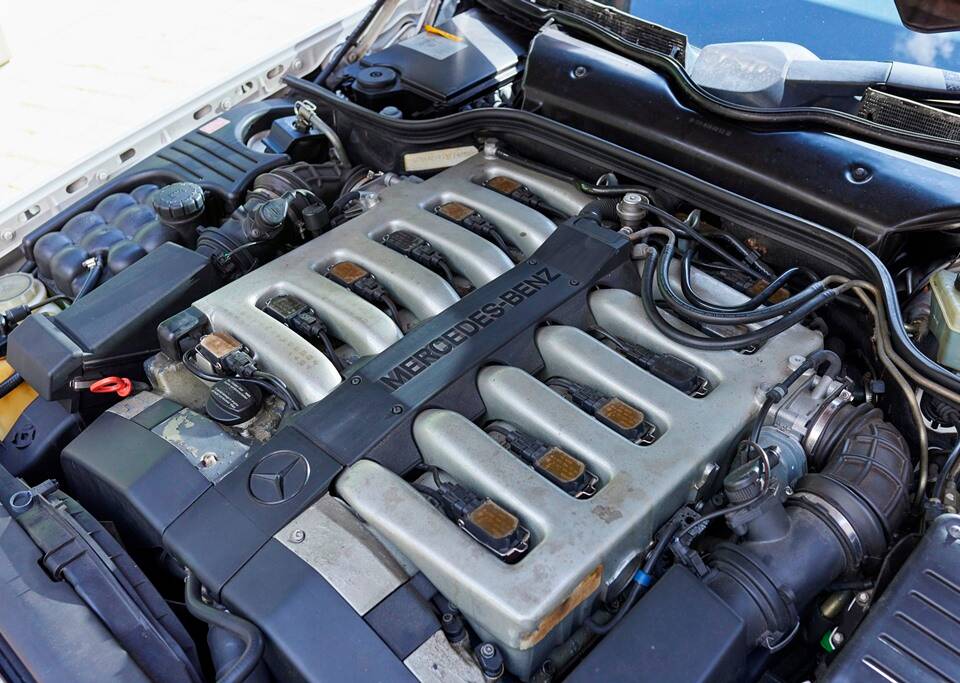 Image 86/171 of Mercedes-Benz SL 600 (1996)