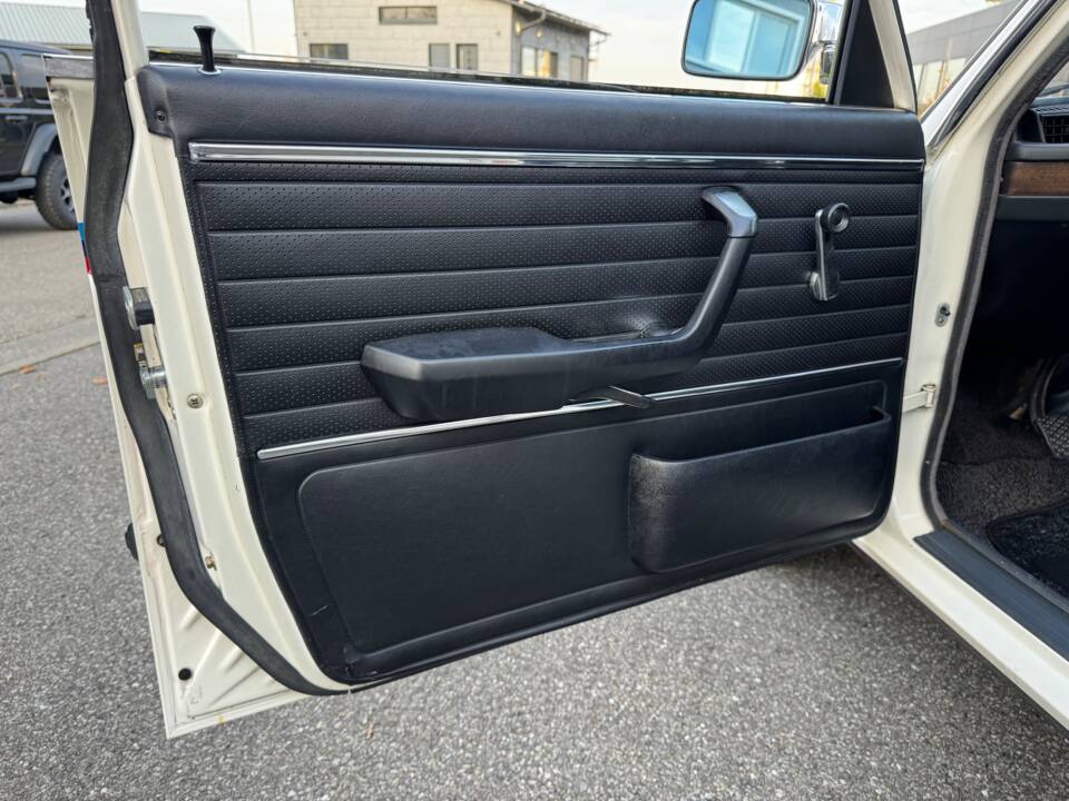 Bild 50/59 von BMW 518 (1980)