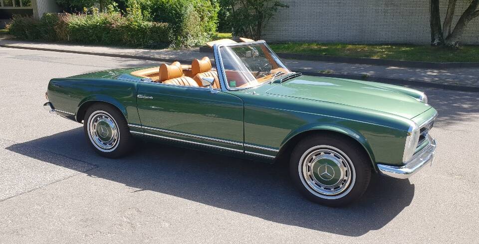 Image 2/7 of Mercedes-Benz 280 SL (1969)