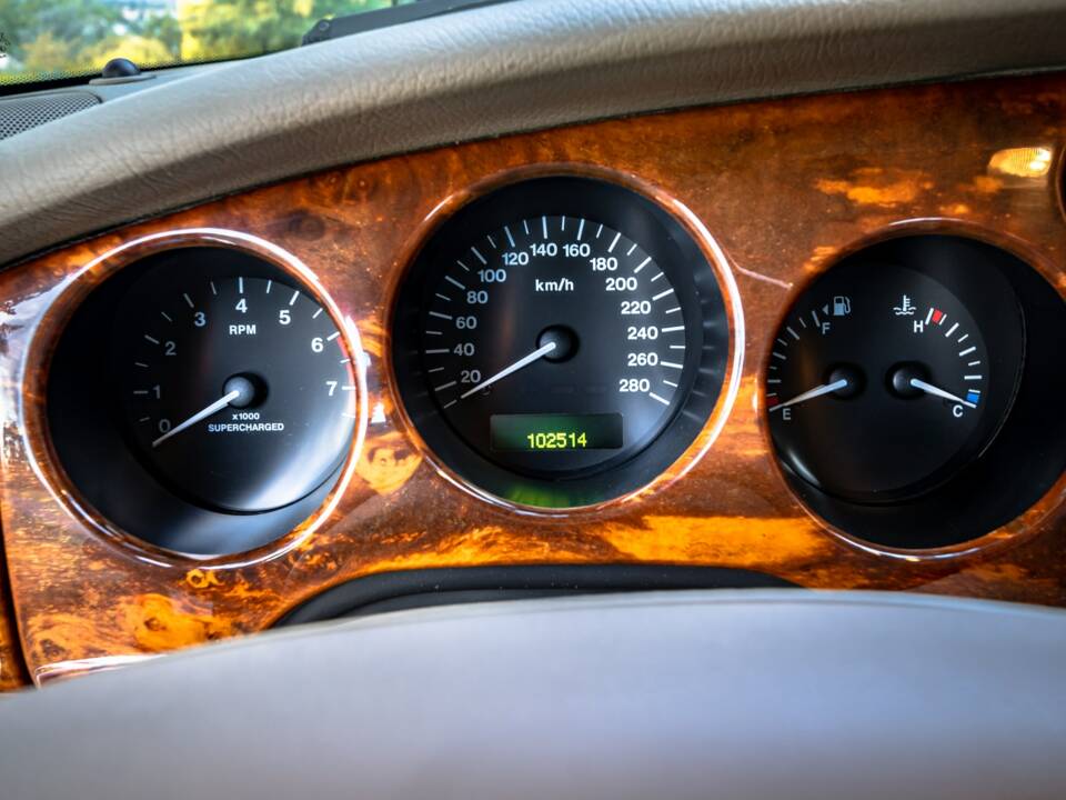 Bild 5/27 von Jaguar XKR (2001)