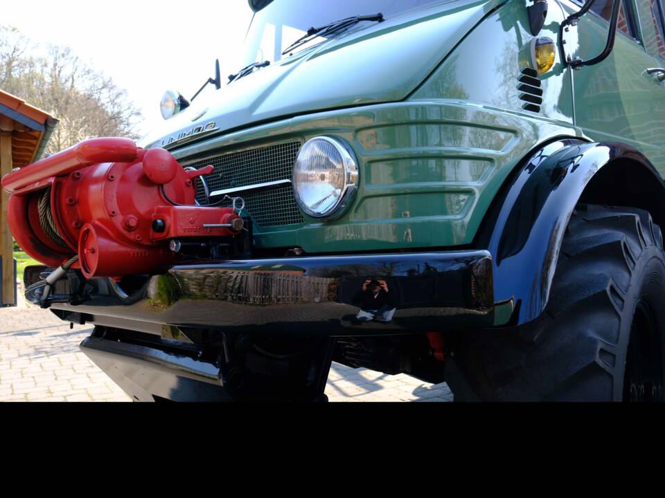 Image 20/91 of Mercedes-Benz Unimog 416 (1971)