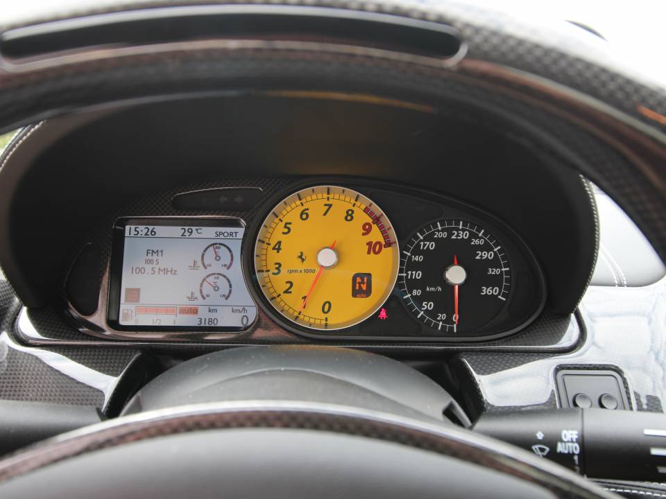 Image 10/10 de Ferrari 599 GTB (2012)