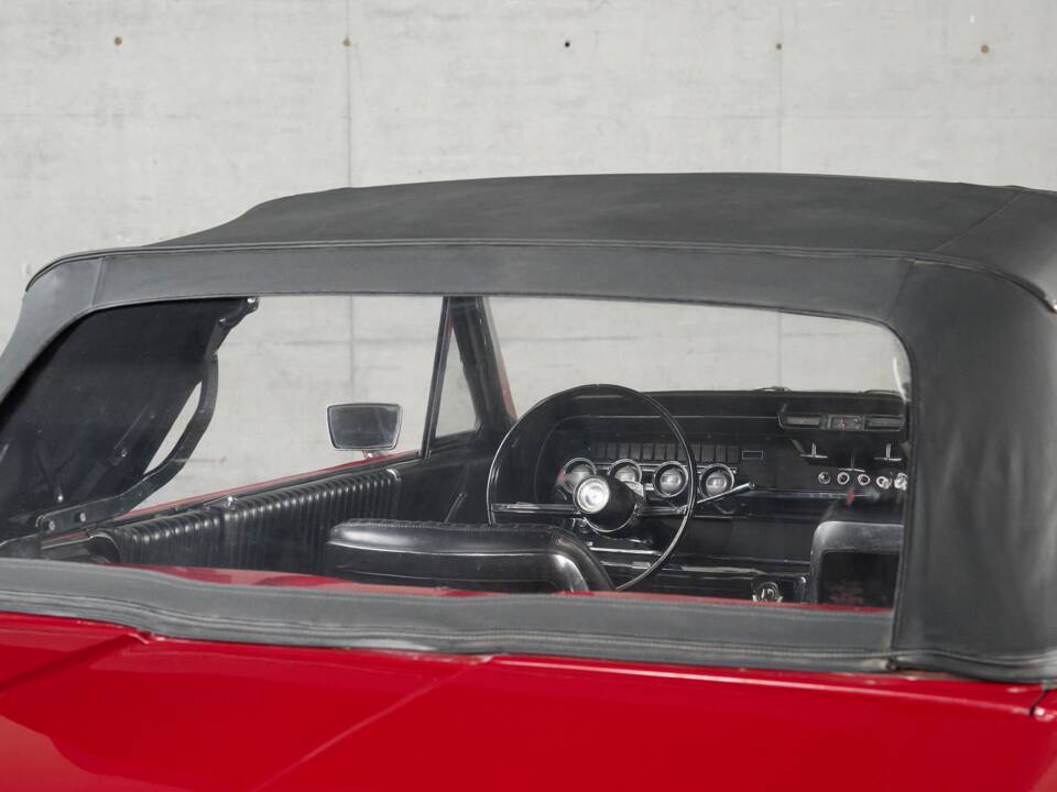 Bild 21/50 von Ford Thunderbird (1966)
