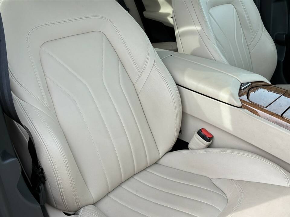 Image 30/54 of Maserati Quattroporte GTS (2015)
