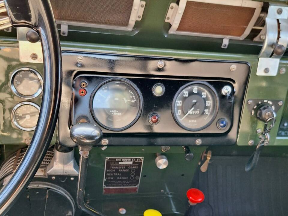 Bild 16/33 von Land Rover 88 (1965)