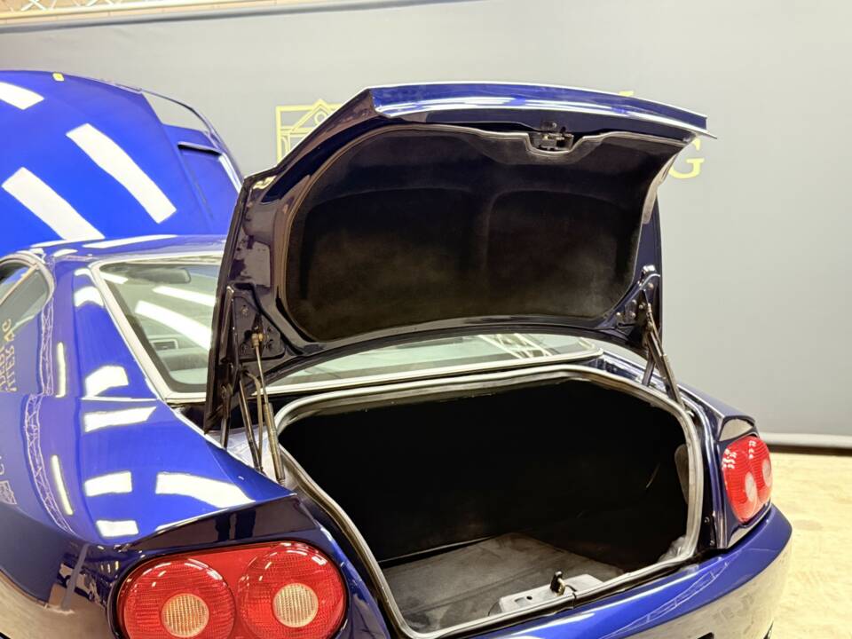 Image 17/50 of Ferrari 456 GT (1994)