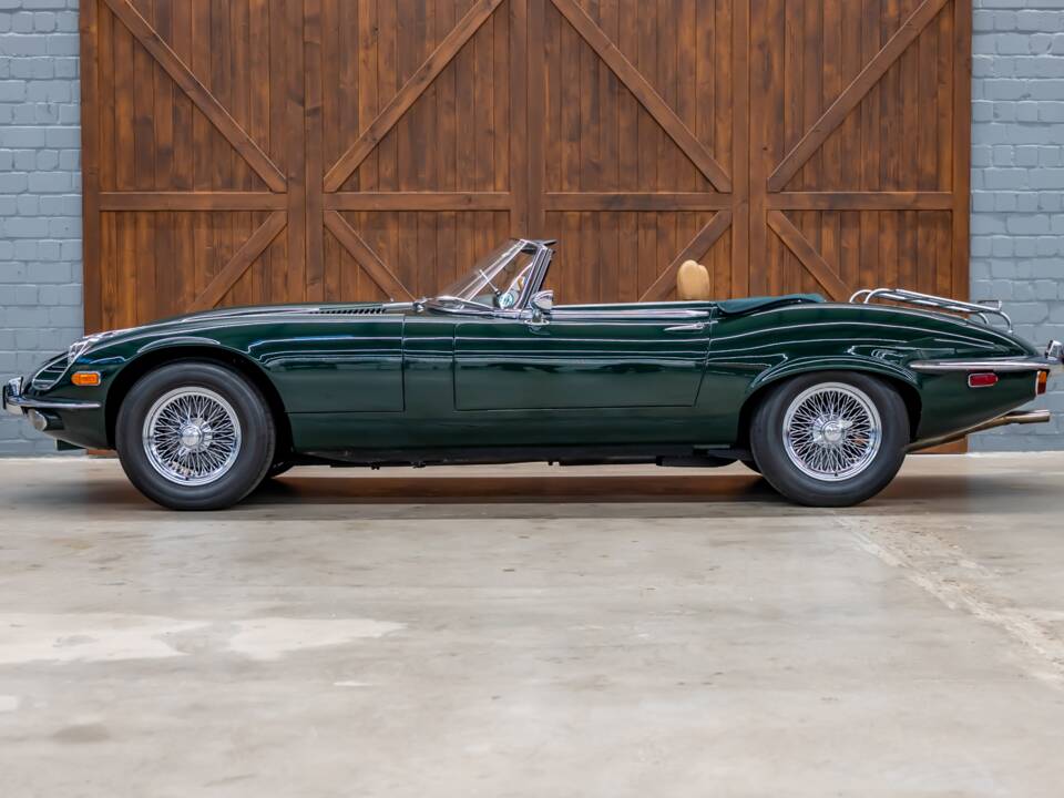 Image 5/34 de Jaguar Type E V12 (1972)