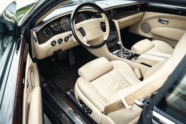 Afbeelding 6/15 van Bentley Brooklands (2009)