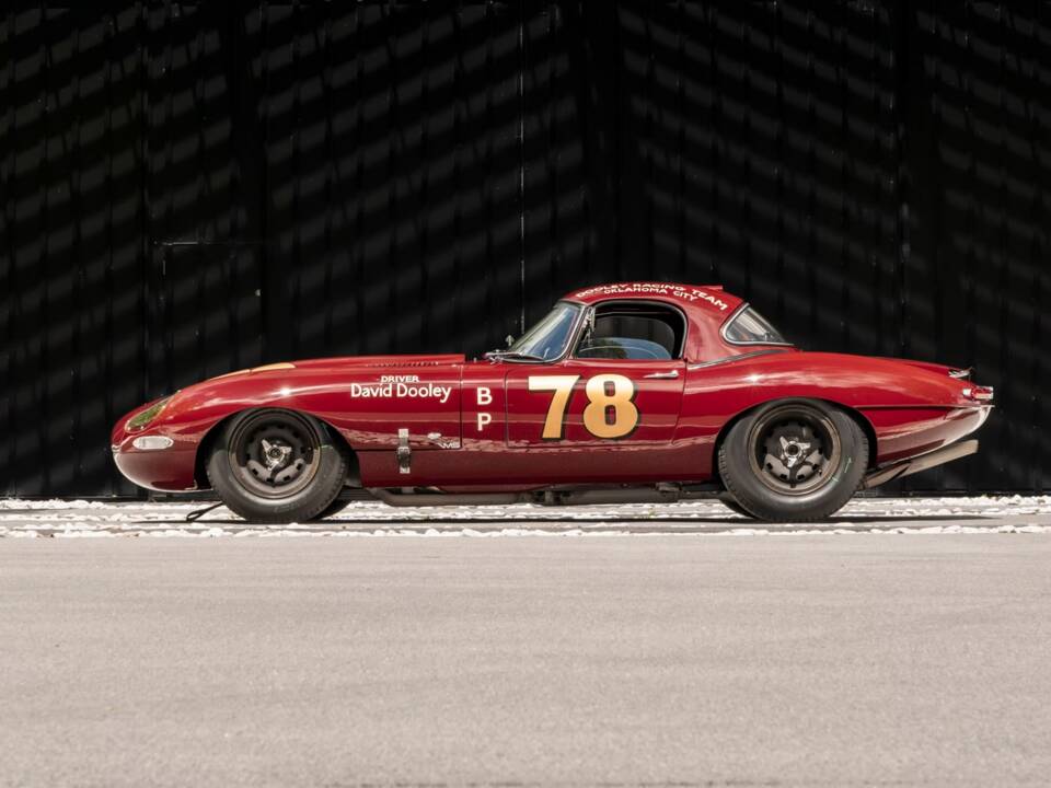 Image 1/12 of Jaguar E-Type 3.8 (1961)