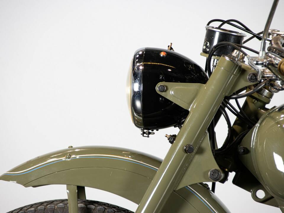 Image 21/50 of Moto Guzzi DUMMY (1963)